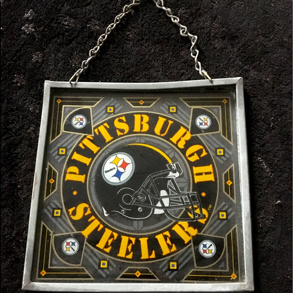 Glass Pittsburgh Steelers wall decoration